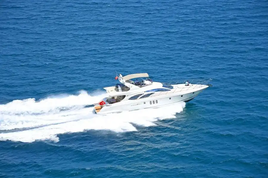 Kemer Yacht Rental 22m Princess 67